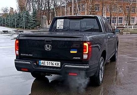 Хонда Ріджлайн 2018 у Новомосковске на Automoto.ua Чорний Хонда Ріджлайн, об'ємом двигуна 3.5 л та пробігом 67 тис. км за 26000 $, фото 24 на Automoto.ua