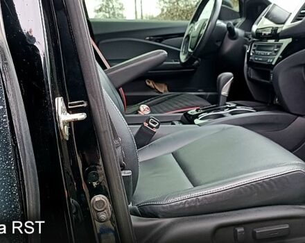 Чорний Хонда Ріджлайн, об'ємом двигуна 3.5 л та пробігом 67 тис. км за 26000 $, фото 4 на Automoto.ua