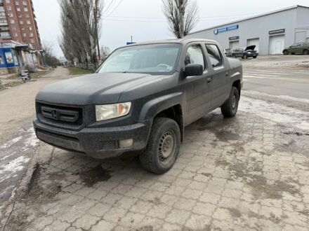 Черный Хонда Риджлайн, объемом двигателя 3.5 л и пробегом 200 тыс. км за 3666 $, фото 1 на Automoto.ua