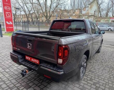 Сірий Хонда Ріджлайн, об'ємом двигуна 3.5 л та пробігом 161 тис. км за 25000 $, фото 4 на Automoto.ua