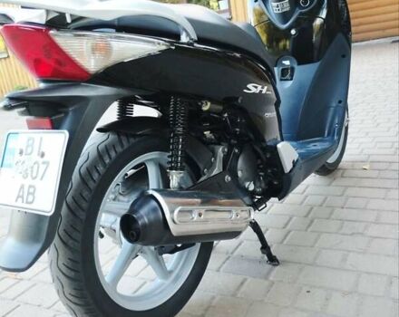 Черный Хонда SH 125, объемом двигателя 0.12 л и пробегом 34 тыс. км за 2350 $, фото 1 на Automoto.ua