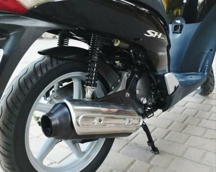 Черный Хонда SH 125, объемом двигателя 0.12 л и пробегом 34 тыс. км за 2350 $, фото 4 на Automoto.ua