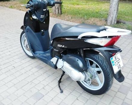 Черный Хонда SH 125, объемом двигателя 0.12 л и пробегом 34 тыс. км за 2350 $, фото 3 на Automoto.ua
