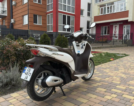 Хонда SH 125, объемом двигателя 0.12 л и пробегом 1 тыс. км за 2900 $, фото 5 на Automoto.ua
