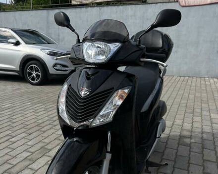 Хонда SH 125, об'ємом двигуна 0 л та пробігом 24 тис. км за 2800 $, фото 9 на Automoto.ua