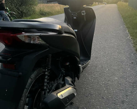Хонда SH 125, объемом двигателя 1 л и пробегом 20 тыс. км за 1569 $, фото 3 на Automoto.ua