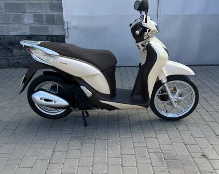 Хонда SH 125, об'ємом двигуна 0 л та пробігом 24 тис. км за 2800 $, фото 1 на Automoto.ua
