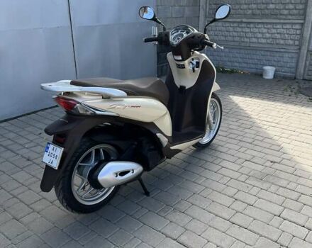 Хонда SH 125, об'ємом двигуна 0 л та пробігом 24 тис. км за 2800 $, фото 2 на Automoto.ua