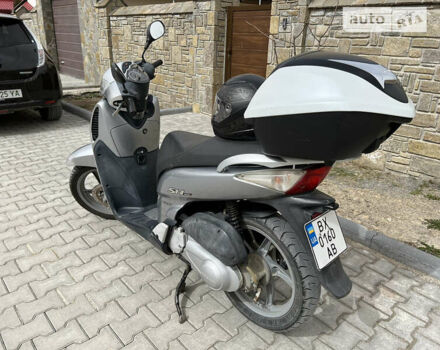 Серый Хонда SH 125, объемом двигателя 0.13 л и пробегом 22 тыс. км за 1500 $, фото 3 на Automoto.ua