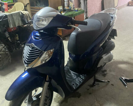 Синий Хонда SH 125, объемом двигателя 0.12 л и пробегом 9 тыс. км за 1150 $, фото 4 на Automoto.ua