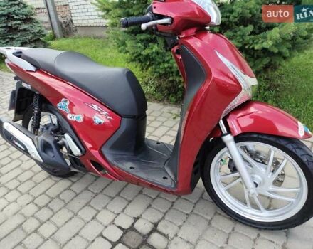 Красный Хонда SH 150, объемом двигателя 0.15 л и пробегом 19 тыс. км за 3077 $, фото 9 на Automoto.ua
