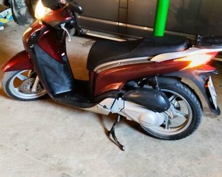 Хонда SH 150, объемом двигателя 0 л и пробегом 18 тыс. км за 1350 $, фото 2 на Automoto.ua