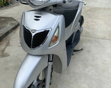 Хонда SH 150, об'ємом двигуна 0.15 л та пробігом 0 тис. км за 1500 $, фото 4 на Automoto.ua