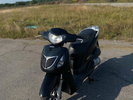 Хонда SH 150 2012 в Малине на Automoto.ua Хонда SH 150, объемом двигателя 0 л и пробегом 6 тыс. км за 600 $, фото 1 на Automoto.ua