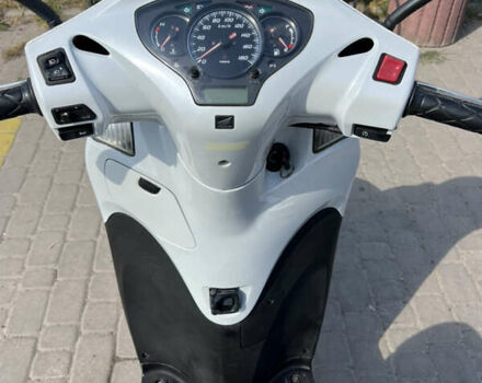Белый Хонда SH 300i, объемом двигателя 0.28 л и пробегом 48 тыс. км за 2950 $, фото 9 на Automoto.ua