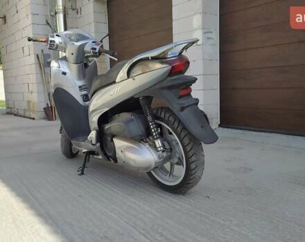Хонда SH 300i, объемом двигателя 0 л и пробегом 1 тыс. км за 900 $, фото 2 на Automoto.ua