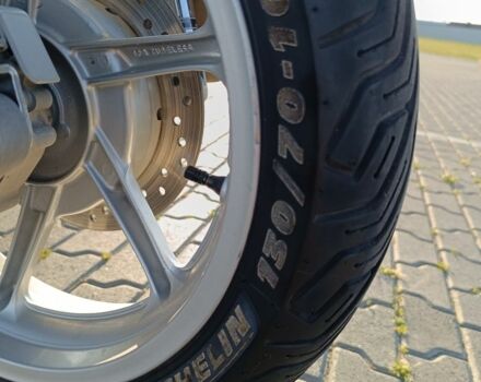 Хонда SH 300i, объемом двигателя 0.28 л и пробегом 0 тыс. км за 2088 $, фото 7 на Automoto.ua