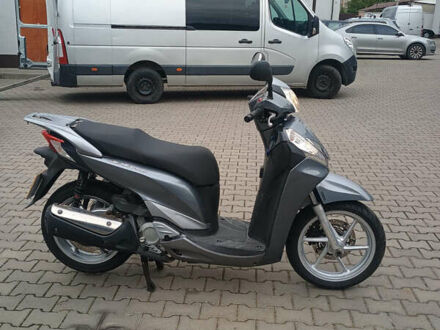 Хонда SH 300i 2011 у Львові на Automoto.ua Хонда SH 300i, об'ємом двигуна 0.25 л та пробігом 20 тис. км за 4200 $, фото 1 на Automoto.ua