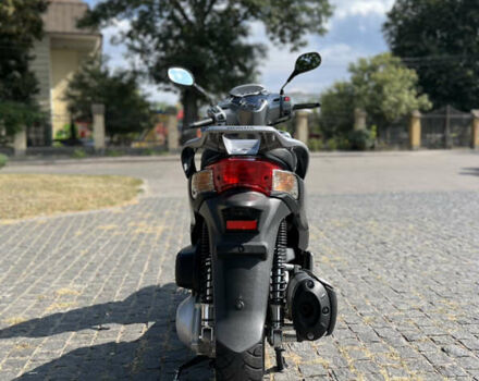 Серый Хонда SH 300i, объемом двигателя 0.25 л и пробегом 8 тыс. км за 1900 $, фото 1 на Automoto.ua