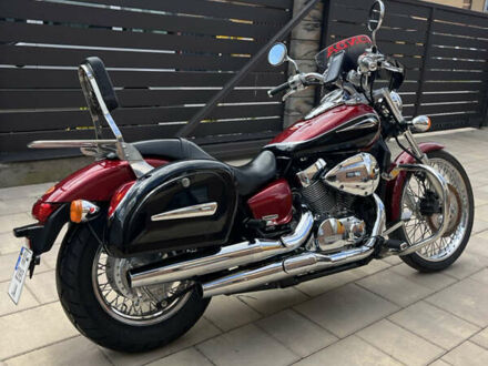 Хонда Shadow 400 2011 у Вінниці на Automoto.ua Червоний Хонда Shadow 400, об'ємом двигуна 0.4 л та пробігом 33 тис. км за 4800 $, фото 1 на Automoto.ua