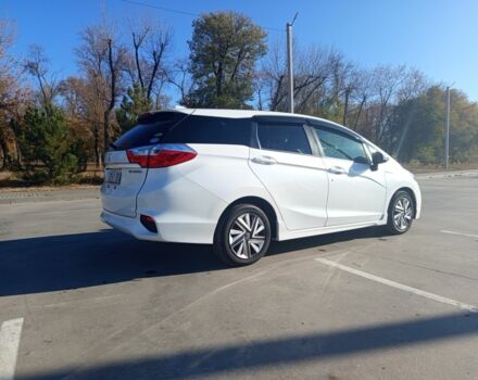 Белый Хонда Шатл, объемом двигателя 0 л и пробегом 56 тыс. км за 13500 $, фото 3 на Automoto.ua