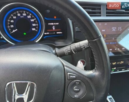 Білий Хонда Шатл, об'ємом двигуна 0 л та пробігом 99 тис. км за 15390 $, фото 14 на Automoto.ua