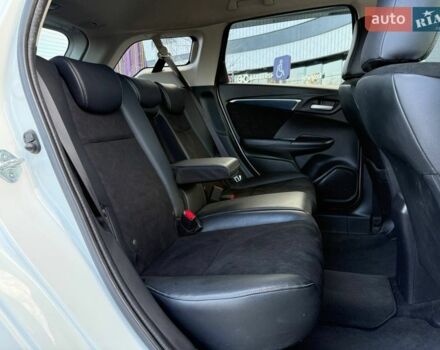 Білий Хонда Шатл, об'ємом двигуна 0 л та пробігом 99 тис. км за 15390 $, фото 9 на Automoto.ua