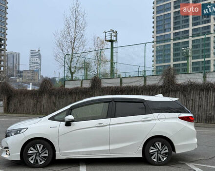 Белый Хонда Шатл, объемом двигателя 0 л и пробегом 58 тыс. км за 14200 $, фото 1 на Automoto.ua