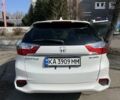 Белый Хонда Шатл, объемом двигателя 1.5 л и пробегом 92 тыс. км за 15500 $, фото 1 на Automoto.ua