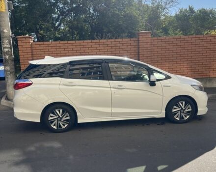 Белый Хонда Шатл, объемом двигателя 1.5 л и пробегом 96 тыс. км за 14300 $, фото 4 на Automoto.ua