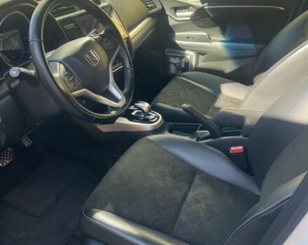 Белый Хонда Шатл, объемом двигателя 1.5 л и пробегом 96 тыс. км за 14300 $, фото 15 на Automoto.ua