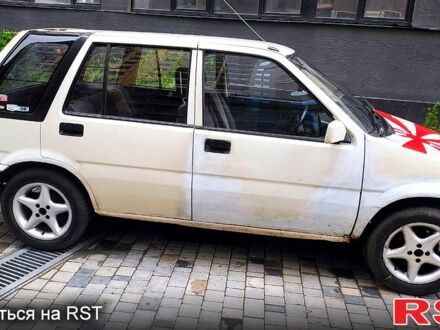 Белый Хонда Шатл, объемом двигателя 1.5 л и пробегом 200 тыс. км за 600 $, фото 1 на Automoto.ua