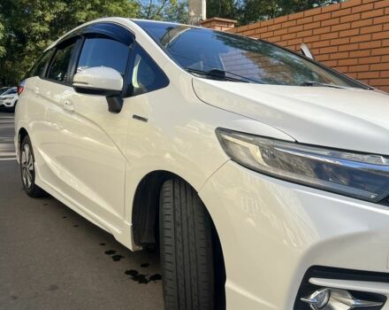 Белый Хонда Шатл, объемом двигателя 1.5 л и пробегом 96 тыс. км за 14300 $, фото 1 на Automoto.ua