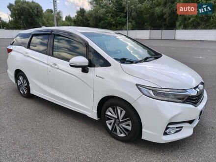 Хонда Шатл 2016 в Киеве на Automoto.ua Белый Хонда Шатл, объемом двигателя 1.5 л и пробегом 90 тыс. км за 13800 $, фото 1 на Automoto.ua