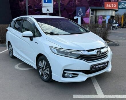 Белый Хонда Шатл, объемом двигателя 0 л и пробегом 99 тыс. км за 15390 $, фото 1 на Automoto.ua