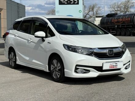 Белый Хонда Шатл, объемом двигателя 1.5 л и пробегом 56 тыс. км за 13800 $, фото 1 на Automoto.ua