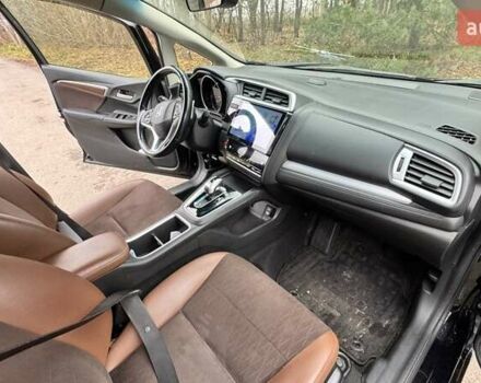 Черный Хонда Шатл, объемом двигателя 1.5 л и пробегом 60 тыс. км за 12500 $, фото 42 на Automoto.ua