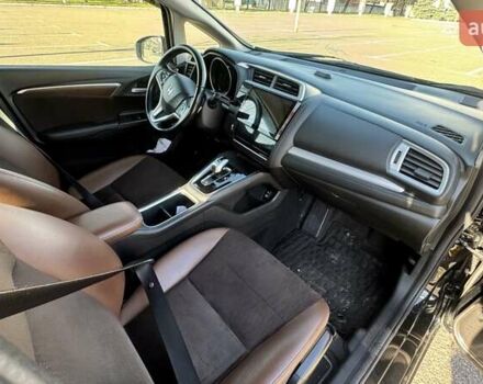 Черный Хонда Шатл, объемом двигателя 1.5 л и пробегом 60 тыс. км за 12500 $, фото 62 на Automoto.ua