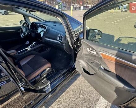 Черный Хонда Шатл, объемом двигателя 1.5 л и пробегом 60 тыс. км за 12500 $, фото 63 на Automoto.ua