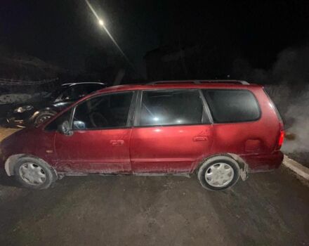 Червоний Хонда Шатл, об'ємом двигуна 2.2 л та пробігом 583 тис. км за 2200 $, фото 1 на Automoto.ua