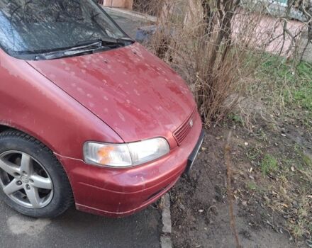 Красный Хонда Шатл, объемом двигателя 2.2 л и пробегом 300 тыс. км за 3100 $, фото 1 на Automoto.ua