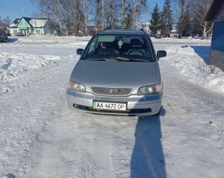 Серый Хонда Шатл, объемом двигателя 2.2 л и пробегом 450 тыс. км за 2000 $, фото 1 на Automoto.ua