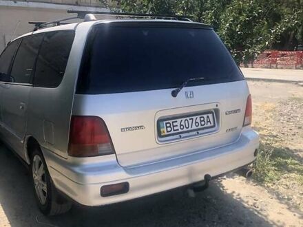 Серый Хонда Шатл, объемом двигателя 2.2 л и пробегом 300 тыс. км за 2321 $, фото 1 на Automoto.ua