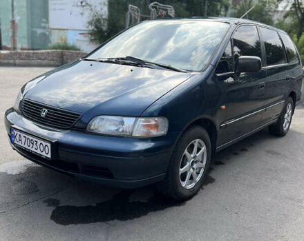 Зеленый Хонда Шатл, объемом двигателя 2.16 л и пробегом 300 тыс. км за 2600 $, фото 1 на Automoto.ua