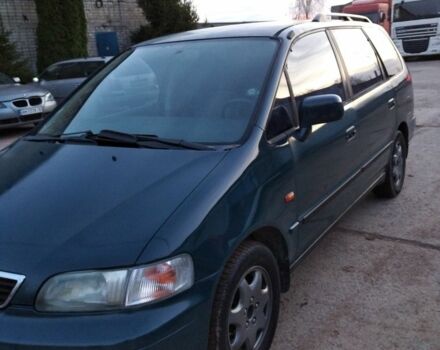 Зеленый Хонда Шатл, объемом двигателя 2.2 л и пробегом 250 тыс. км за 2400 $, фото 1 на Automoto.ua