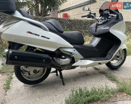 Белый Хонда Silver Wing 400, объемом двигателя 0.4 л и пробегом 32 тыс. км за 2500 $, фото 8 на Automoto.ua