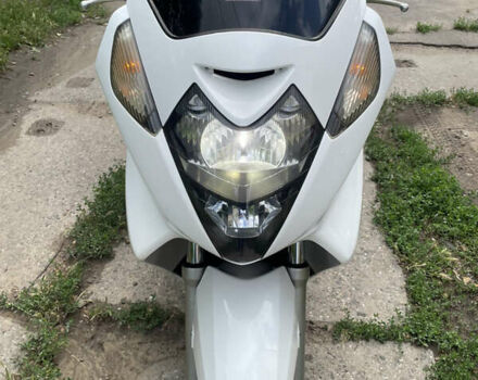Белый Хонда Silver Wing 400, объемом двигателя 0.4 л и пробегом 32 тыс. км за 2500 $, фото 7 на Automoto.ua