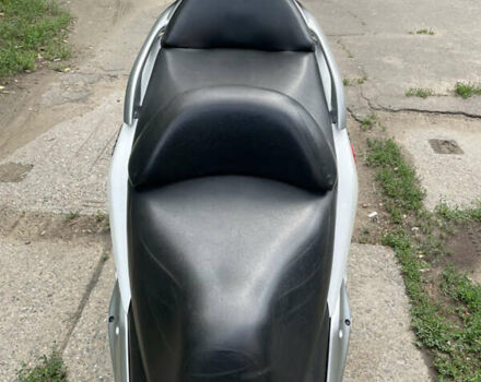 Белый Хонда Silver Wing 400, объемом двигателя 0.4 л и пробегом 32 тыс. км за 2500 $, фото 6 на Automoto.ua