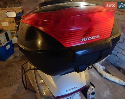 Хонда Silver Wing 400, объемом двигателя 0 л и пробегом 50 тыс. км за 2200 $, фото 7 на Automoto.ua