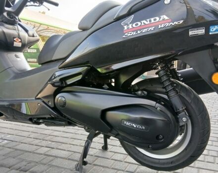Хонда Silver Wing 600, объемом двигателя 0.6 л и пробегом 0 тыс. км за 3300 $, фото 7 на Automoto.ua